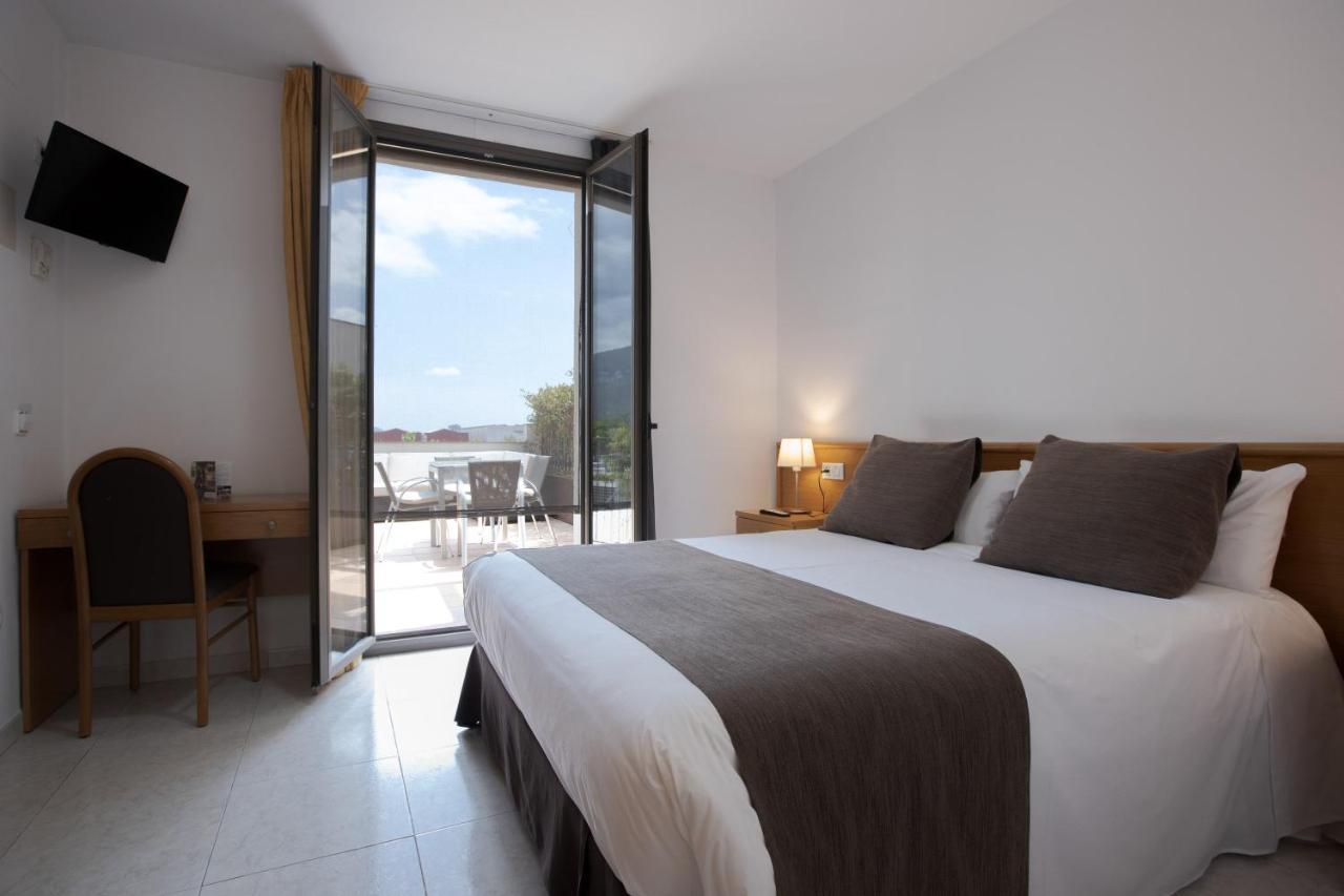 Hotel Alta Garrotxa Тортелла Экстерьер фото