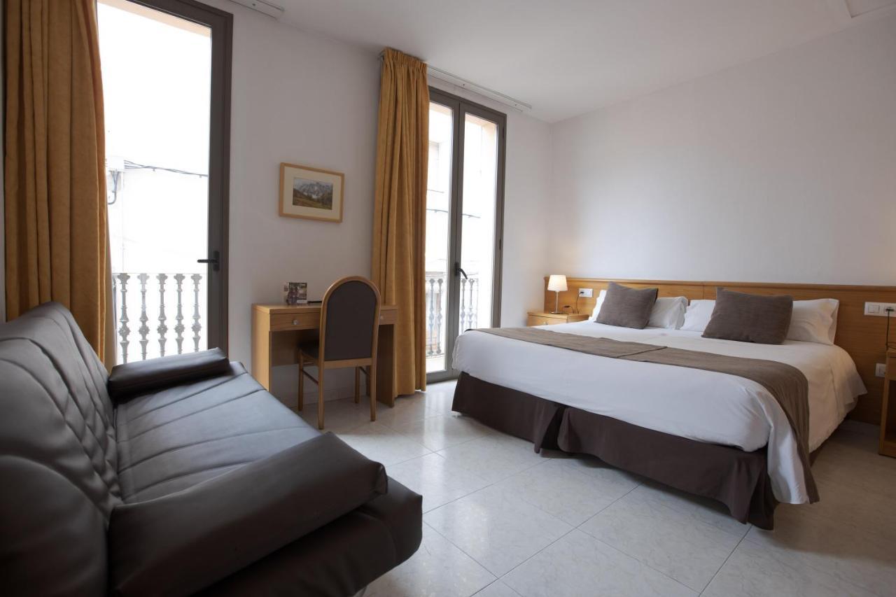 Hotel Alta Garrotxa Тортелла Экстерьер фото