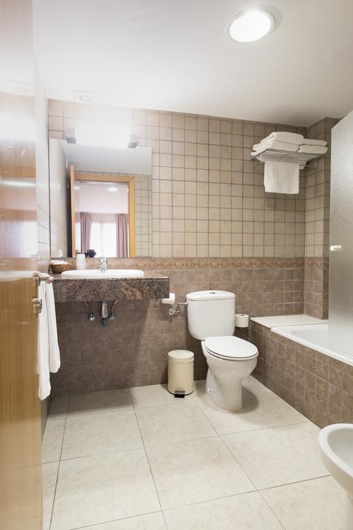 Hotel Alta Garrotxa Тортелла Экстерьер фото